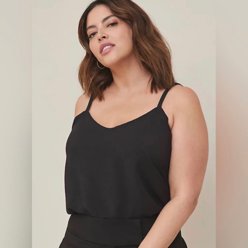 Torrid Sophie Chiffon Swing Cami Top Sleeveless V-Neck Size 1 Black